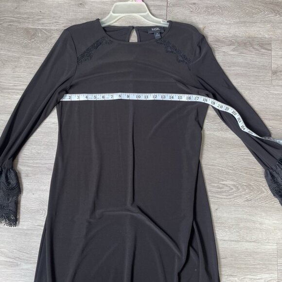 MSK Women's‎ Black Bell Sleeve Lace Formal Mid Dress Medium Loose Fit Wedding - Picture 6 of 7